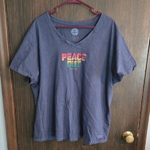 Life is Good Peaceful Vibes Tee